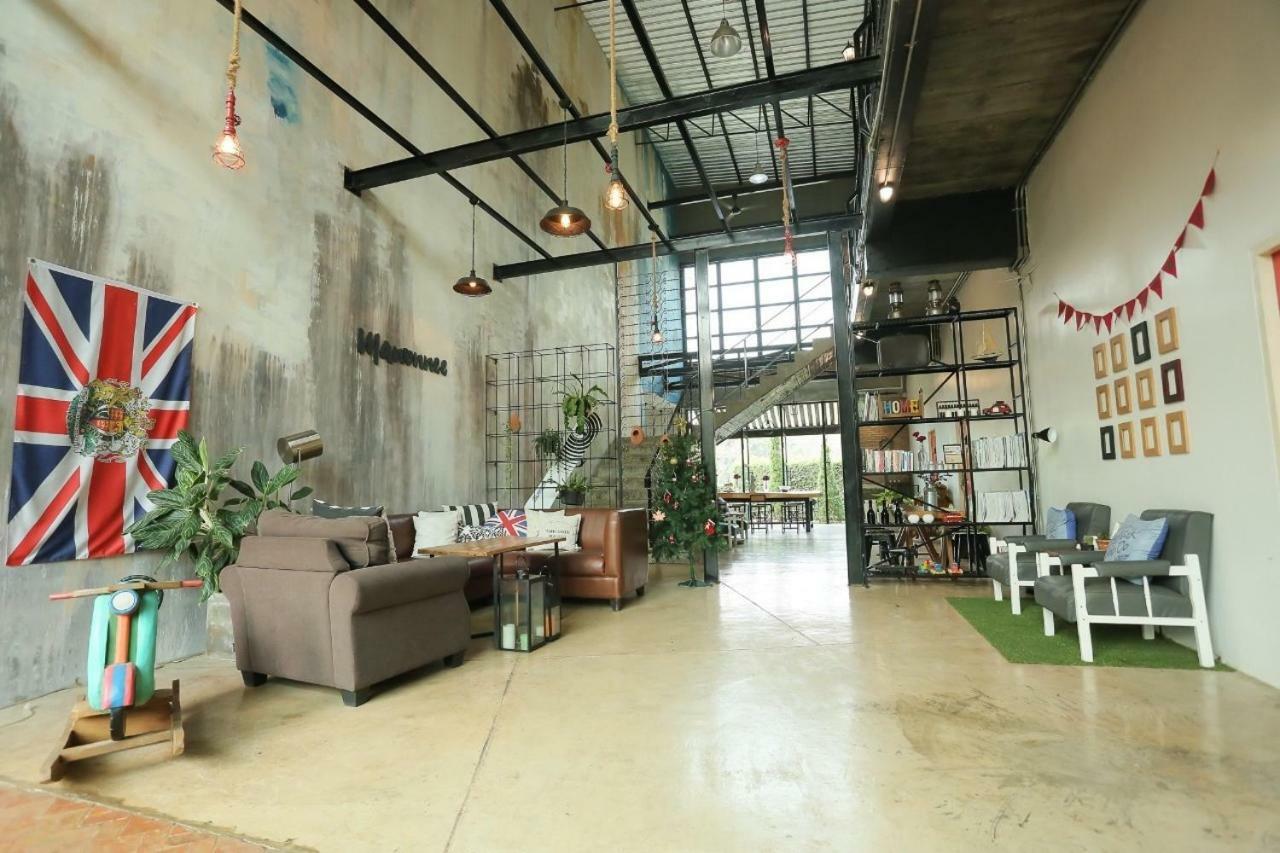 Manonnee Hotel Chiang Rai Buitenkant foto